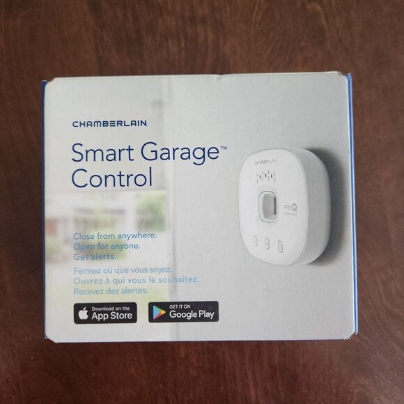 Chamberlain Smart Garage Control MyQ-G0401 Wireless Garage Door Opener Hub & Sen - Picture 1 of 8
